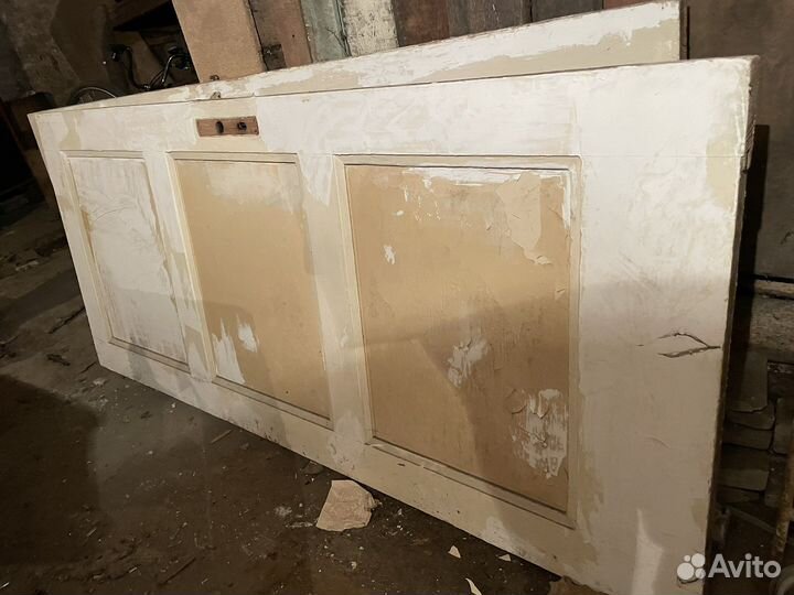 Двери деревянные