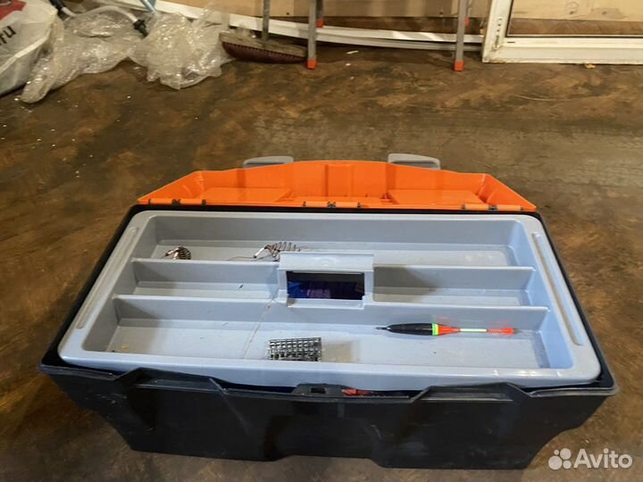Ящик для рыбалки или инструментов