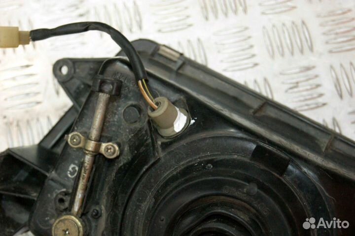 Фара Kawasaki ZZR1100-1, ZXT10C