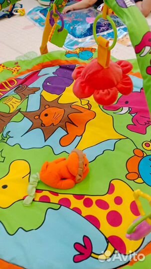 Развивающий коврик
