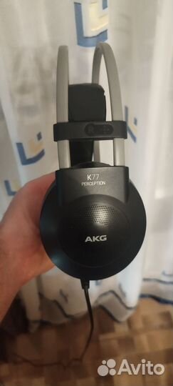 Проводные наушники AKG k77
