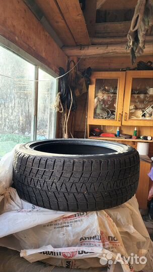 Bridgestone Blizzak DM-V1 245/50 R20 102R