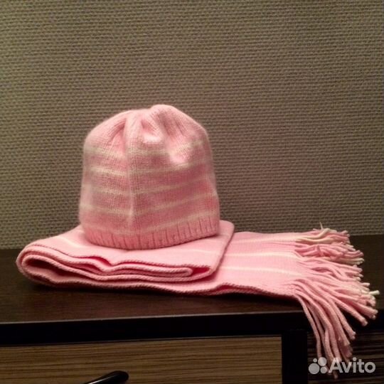 Шапка с шарфом