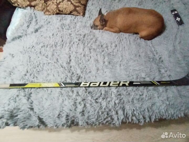 Клюшка хоккейная bauer 1000