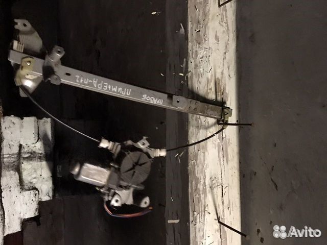 Электроподьемник задний правый Ниссан примера П12
