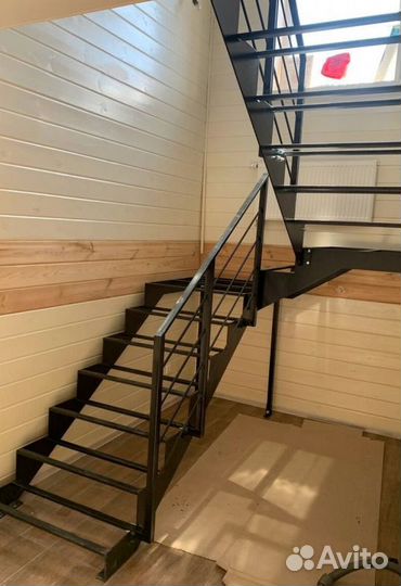 Лестница на монокосоуре