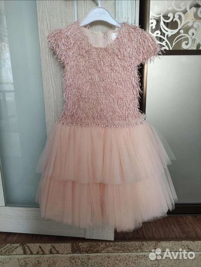 Шикарное платье для девочки