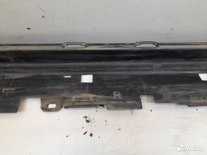 Накладка порога внутренняя правая Toyota Land