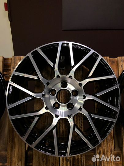 X'trike X-133 7,5\R18 5*114,3 ET50 d67,1 BK/FP