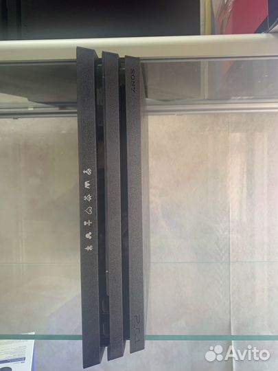 PS4 Pro Limited Edition + 9игр