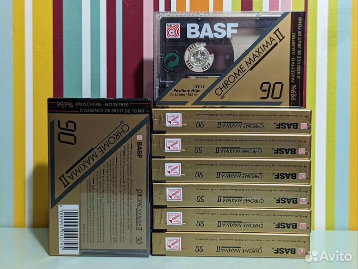 Аудиокассеты из блока TDK Sony Hitachi JVC Basf