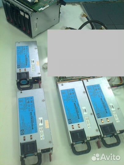 Блоки питания и контроллер с корзиной для SAS HDD