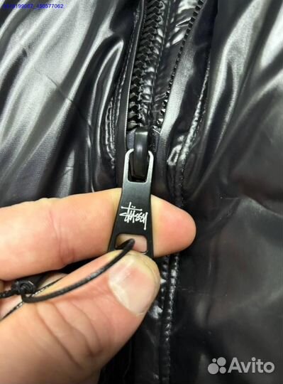 Пуховик Stussy: глянец и уют вместе