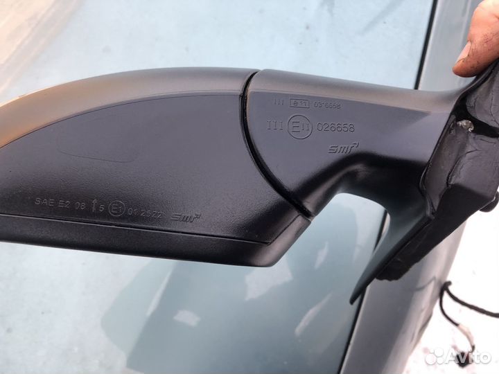 Зеркало правое фольксваген джетта 6 с 2012 г