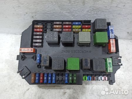 Блок предохранителей