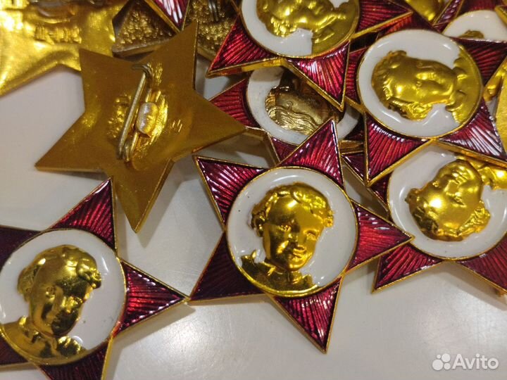 Значки СССР