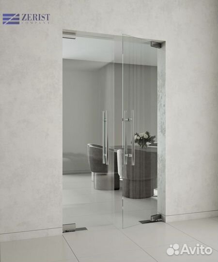 Стеклянная дверь от производителя