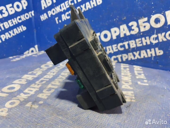 Блок предохранителей салона Lifan Breez седан 2009