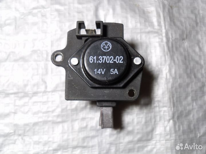 Регулятор напряжения 61.3702-02 (ваз-2108,09,099)