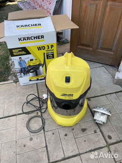 Пылесос Karcher wd 3 бу на запчасти и рабочий