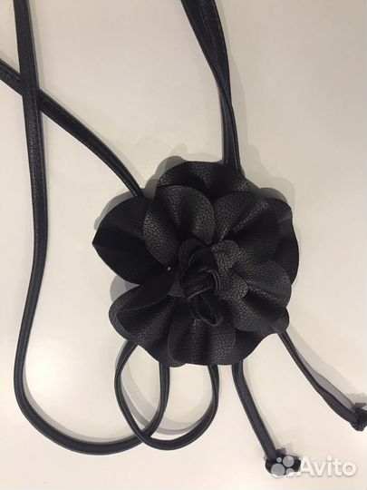 Ремень кожаный женский в форме розы