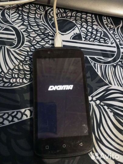 Телефон digma