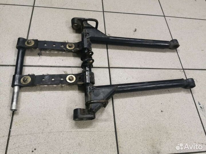 Рычаг передний с ремешками brp mxz renegade 1000