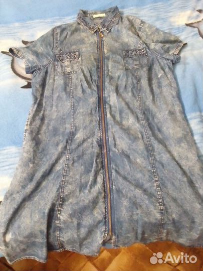 Вечернее платье ниже колена 60р очень красивое