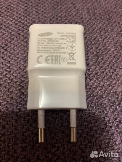 Зарядка для телефона и планшета micro-USB