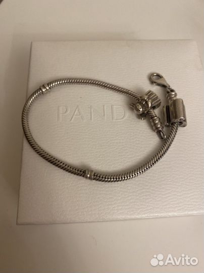 Шарм бабочки и браслет pandora