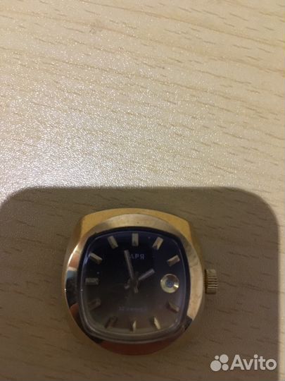 Часы заря,женские, позолоченные, в рабочем состоян