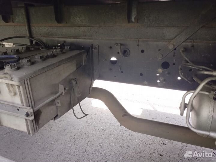 Isuzu Forward (F-Series), 1996