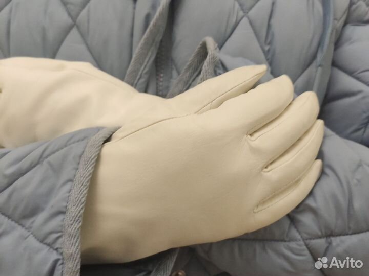 Перчатки женские кожаные новые