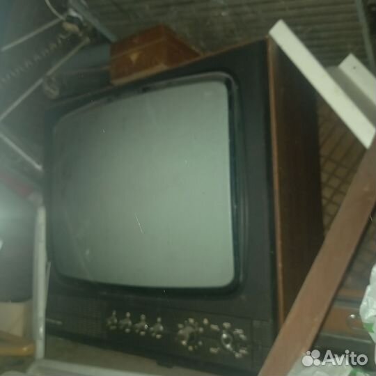 Телевизор