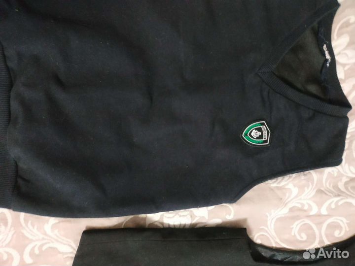 Школьный костюм