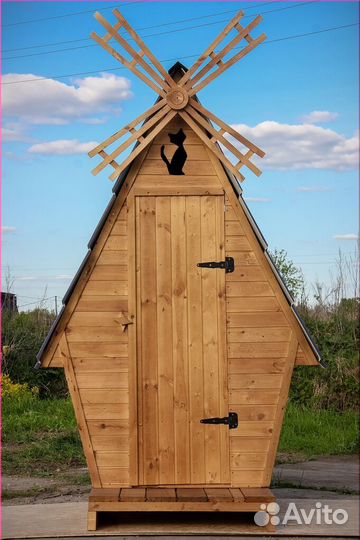 Дачный туалет деревянный