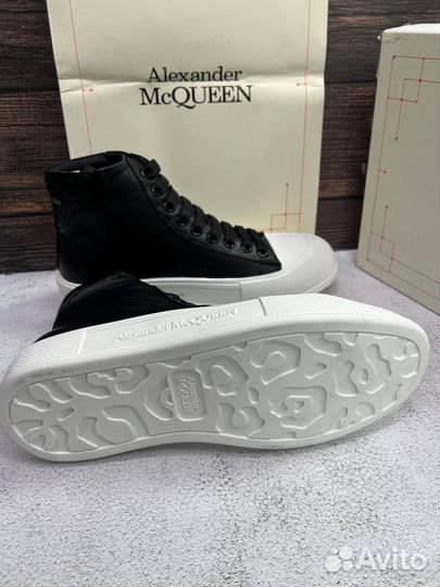 Kpоссовки Alexander McQueen