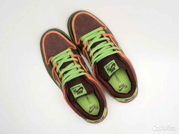 Кроссовки Nike SB Dunk Low