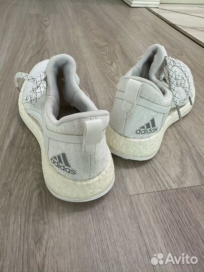 Кроссовки женские белые 37 adidas