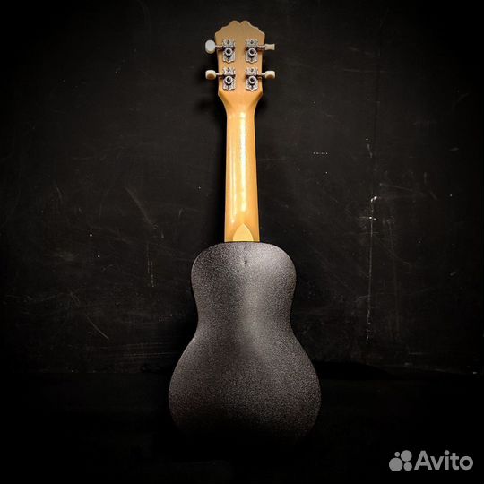 Укулеле Terris Dino (новая)