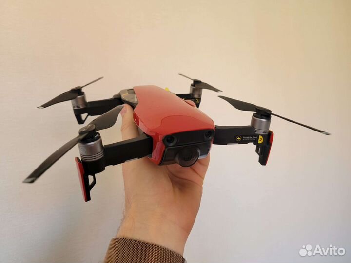 Дрон DJi Mavic Air