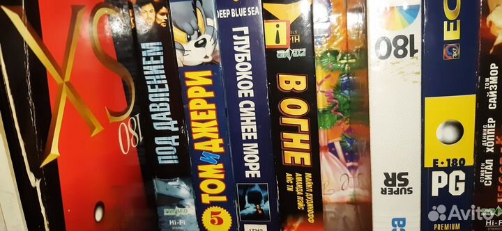 Кассеты для видео магнитофона с записью фильмов