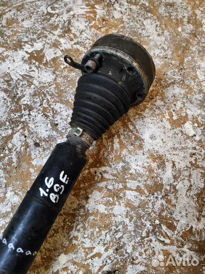 Шрус внутренний Skoda Octavia A5 1.6 BSE