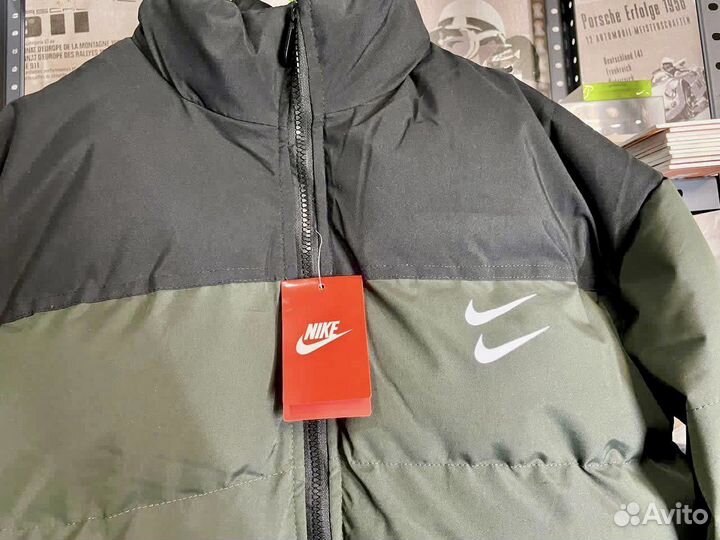 Куртка Nike новая