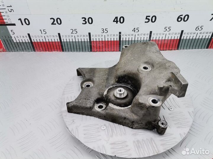 Кронштейн двигателя Opel Insignia (A) 2010