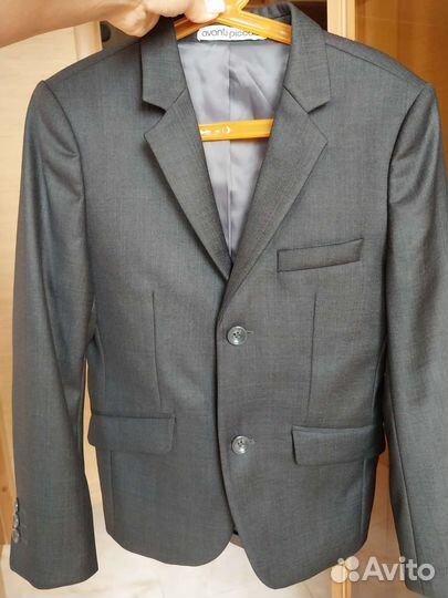 Продам костюм