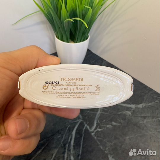 Trussardi Donna 98 мл с витрины