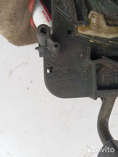 Переключатель подрулевой Mitsubishi Space Runner W