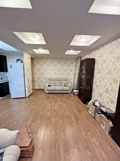 3-к. квартира, 70 м², 6/9 эт.