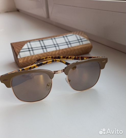 Солнцезащитные очки женские